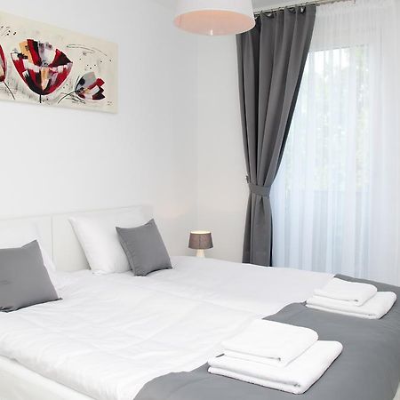Apartamenty Mariela-Kolobrzeg Z Garazem Exteriér fotografie